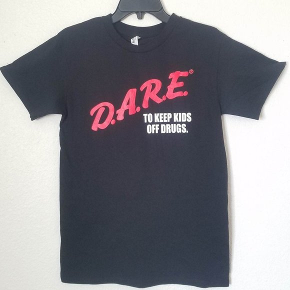 New "D.A.R.E. To Keep Kids Off Drugs" Adult T-Shirt. Available From Small–2XL - Picture 1 of 2